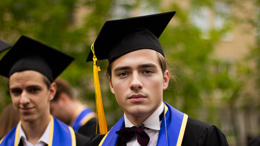 The Color Code of Bachelor's Degree Gown