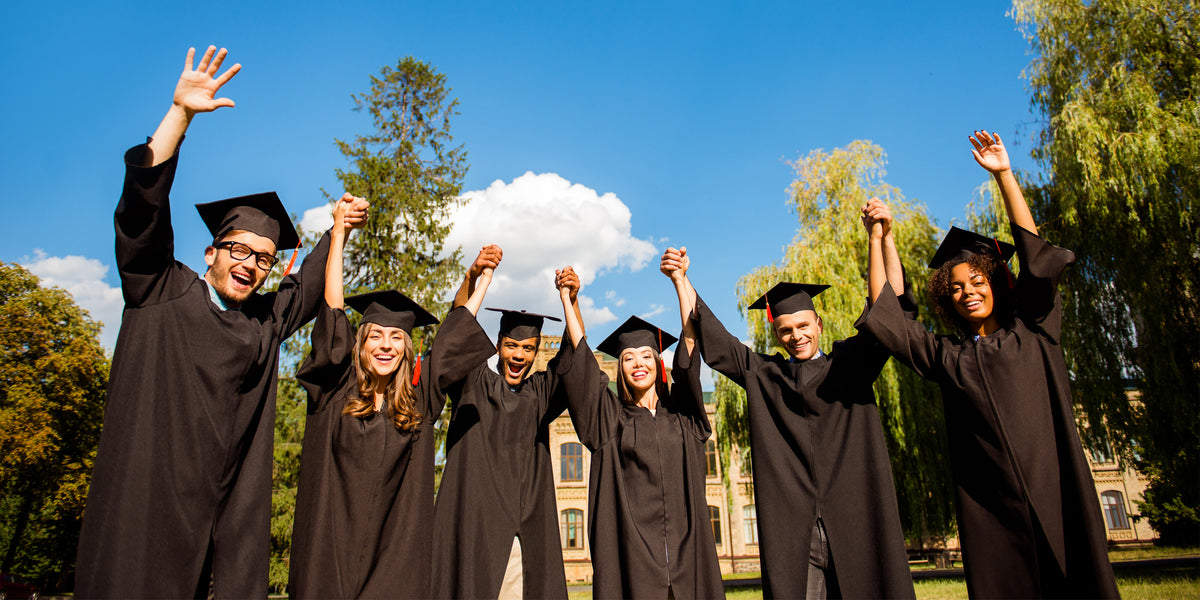 A Comprehensive Guide to Choosing the Perfect High School Graduation C